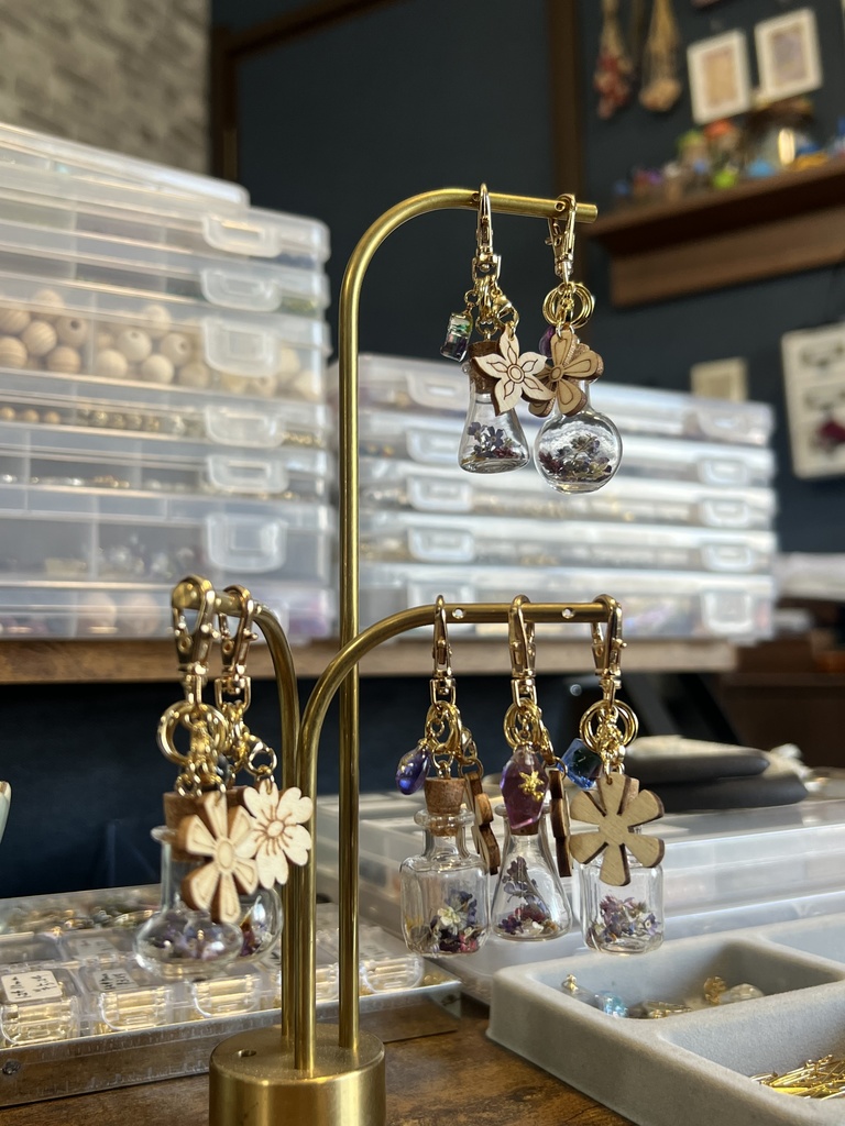 【マイガーデン】香りを持ち運べるバッグチャームA