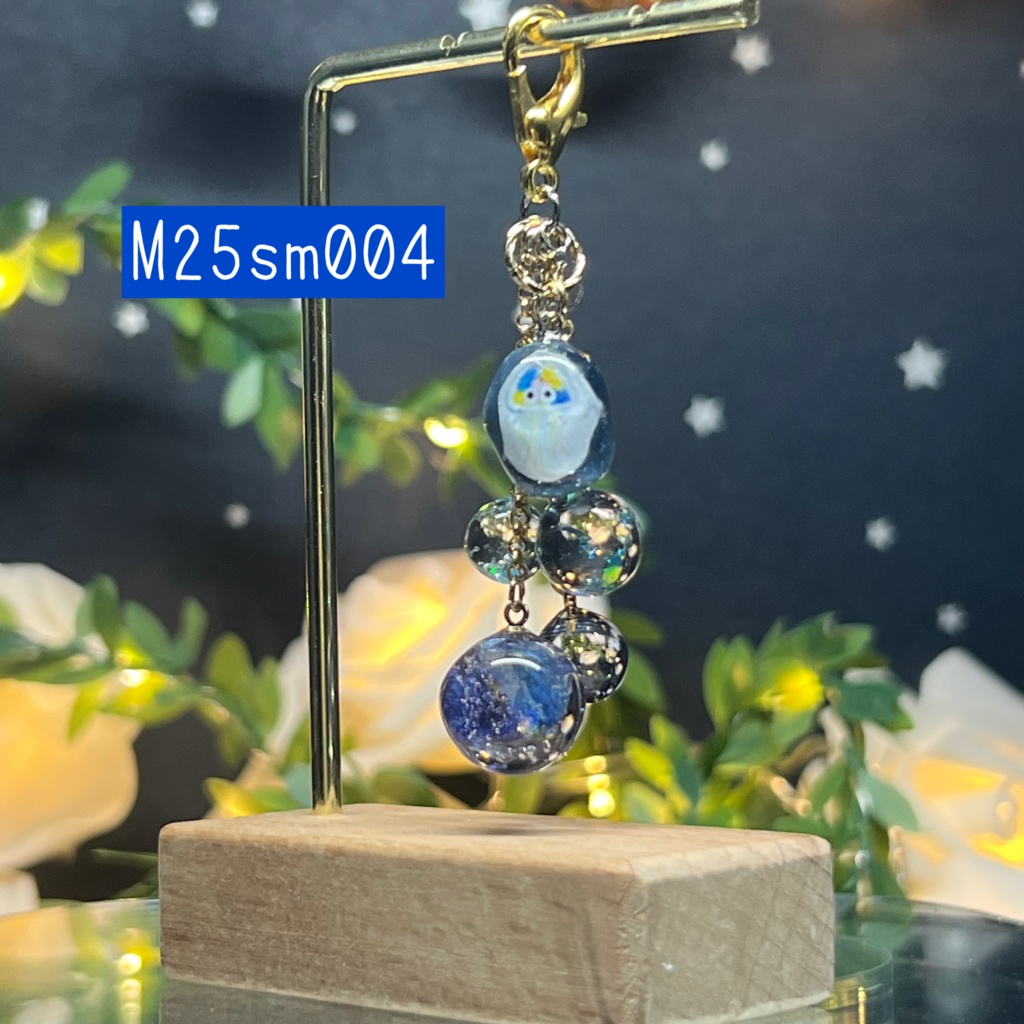 【みずのせかい】旅するクラゲのバッグチャーム