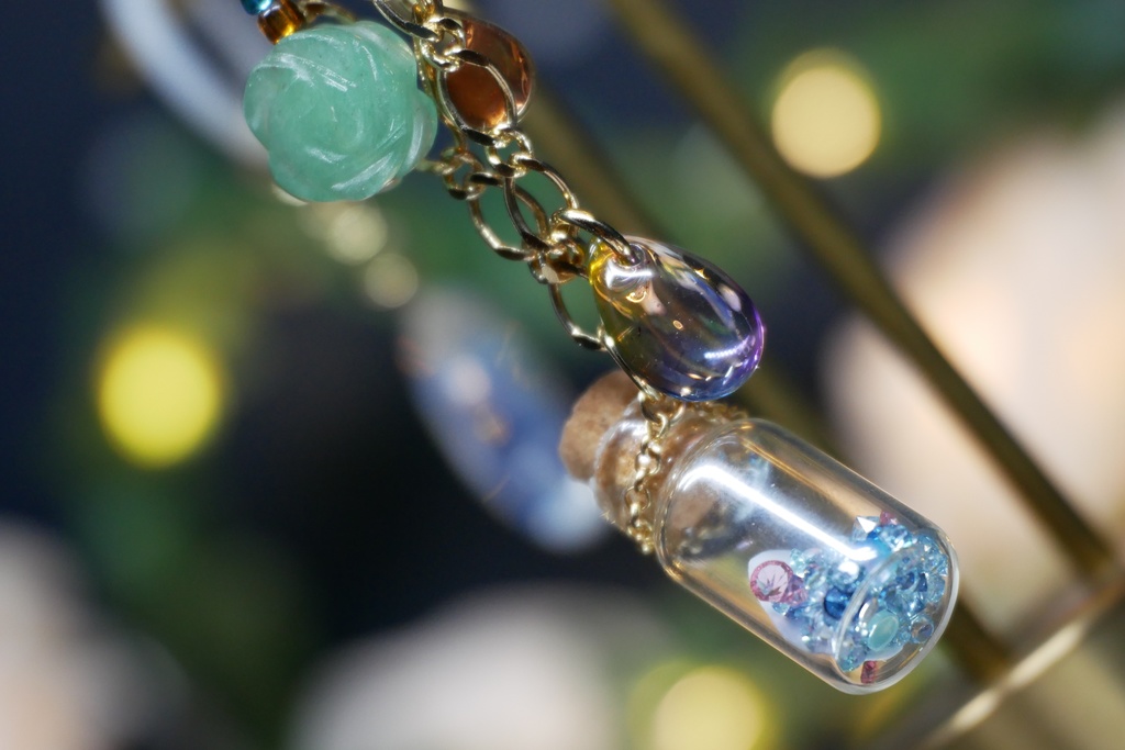 【みずのせかい】旅するクラゲのバッグチャーム