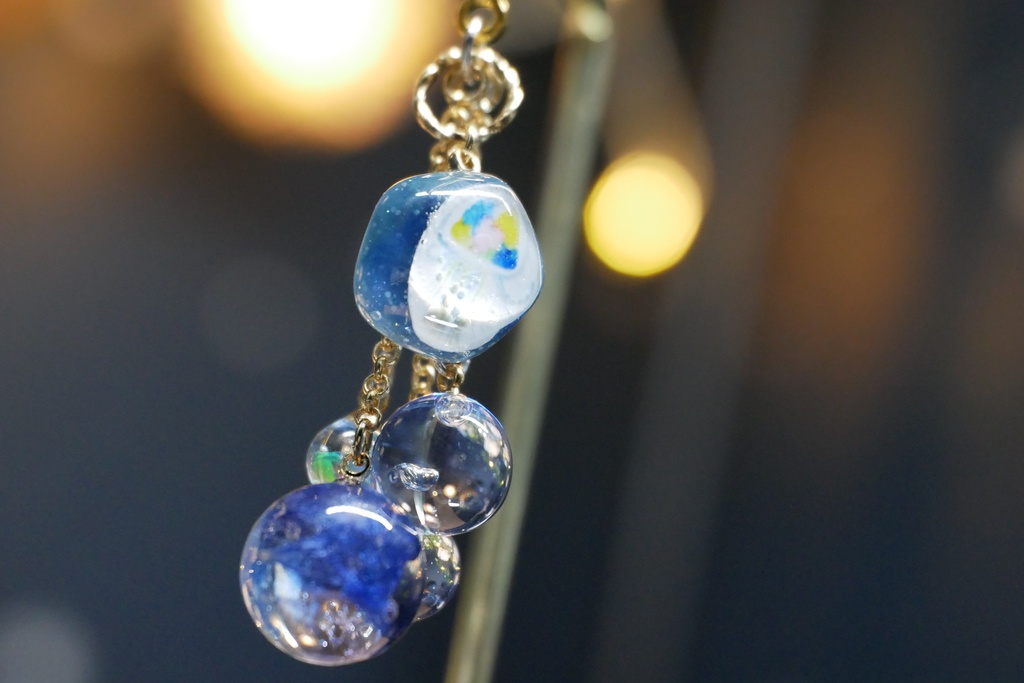 【みずのせかい】旅するクラゲのバッグチャーム