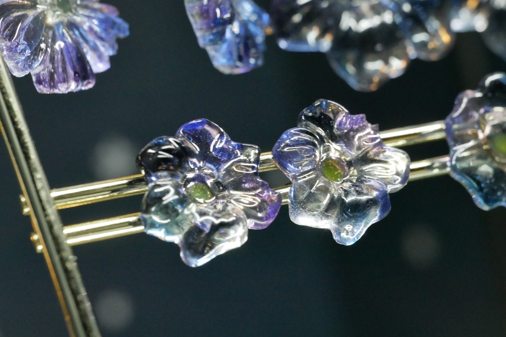 【Northern Lights】クリスタルフラワー ピアス&イヤリング 〜2025summer〜