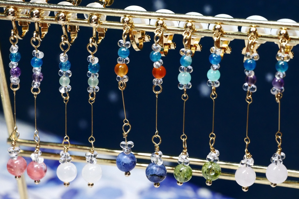 インターステラトラベルのみみかざり