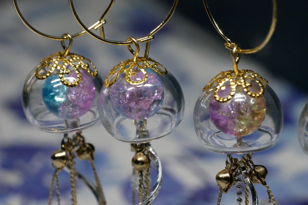 【みずのせかい】そらとぶクラゲのピアス