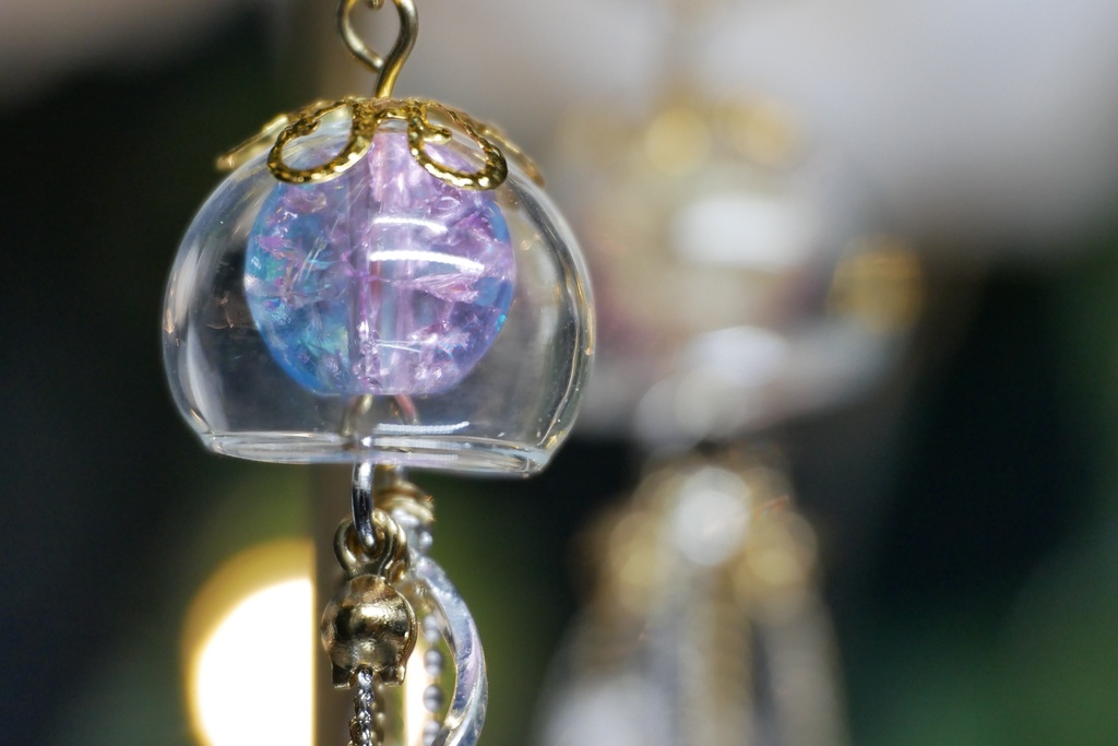 【みずのせかい】そらとぶクラゲのピアス