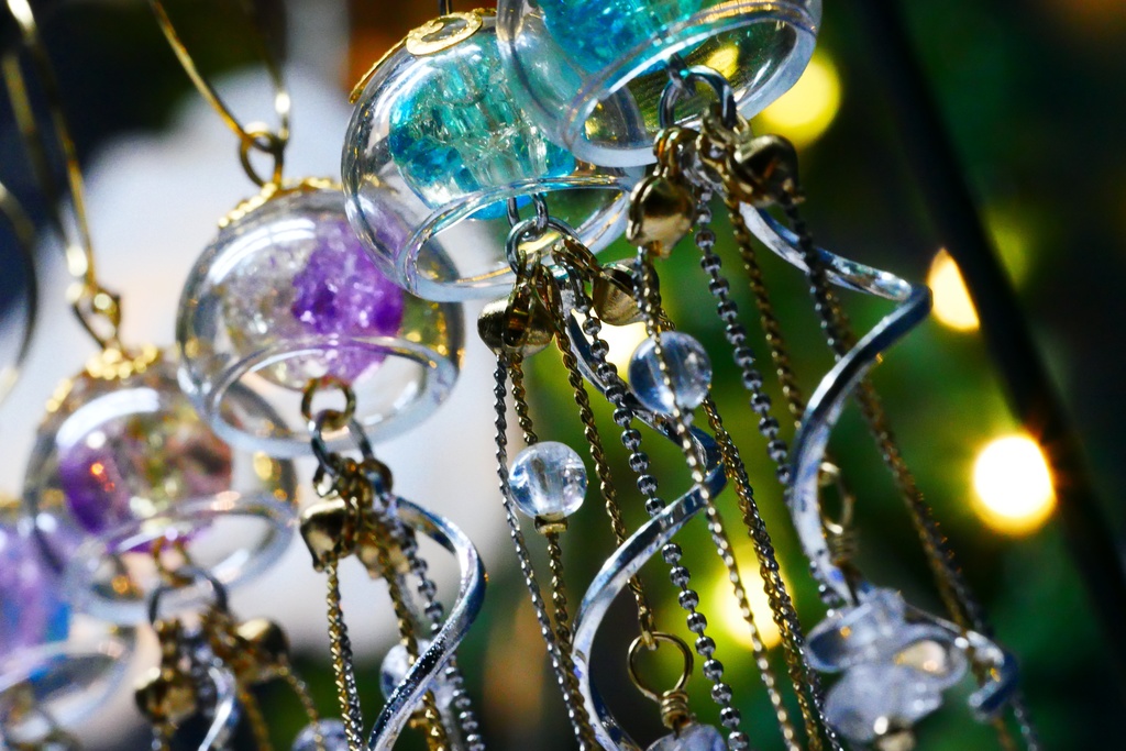 【みずのせかい】そらとぶクラゲのピアス