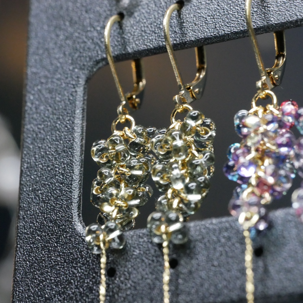 ほしぐものみみかざり ファルファーレガラスビーズ