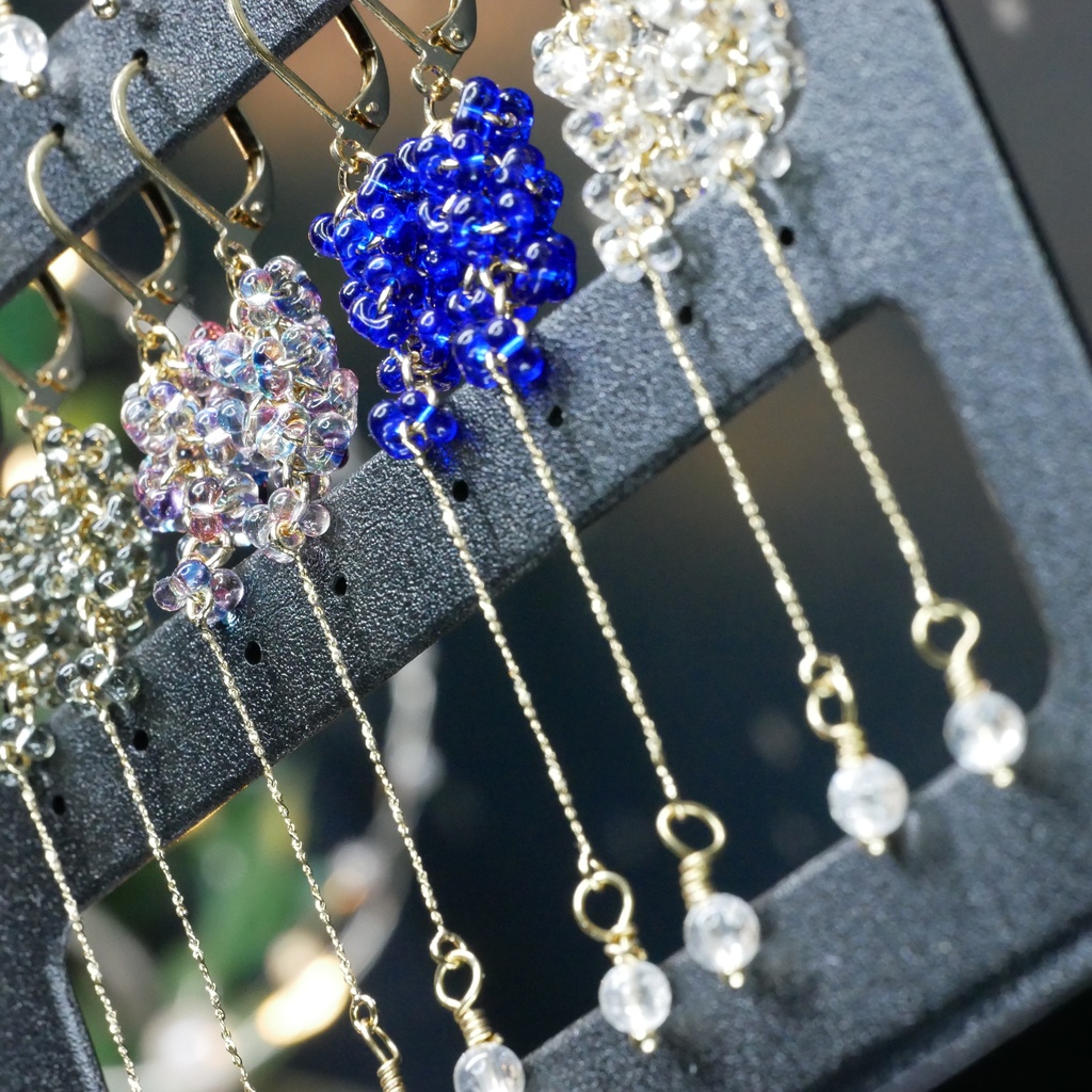 ほしぐものみみかざり ファルファーレガラスビーズ