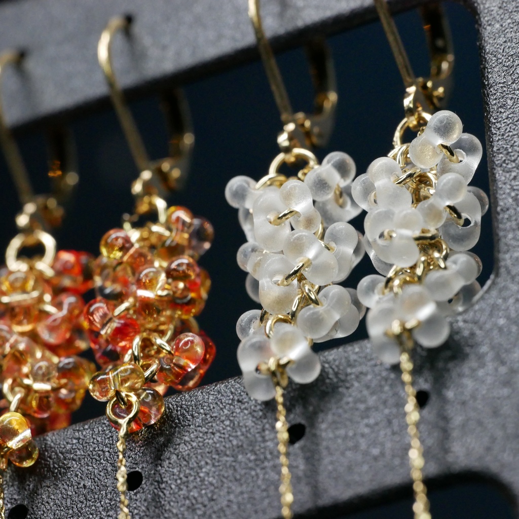 ほしぐものみみかざり ファルファーレガラスビーズ