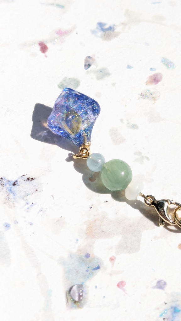 レジンチャーム ネモフィラブルー