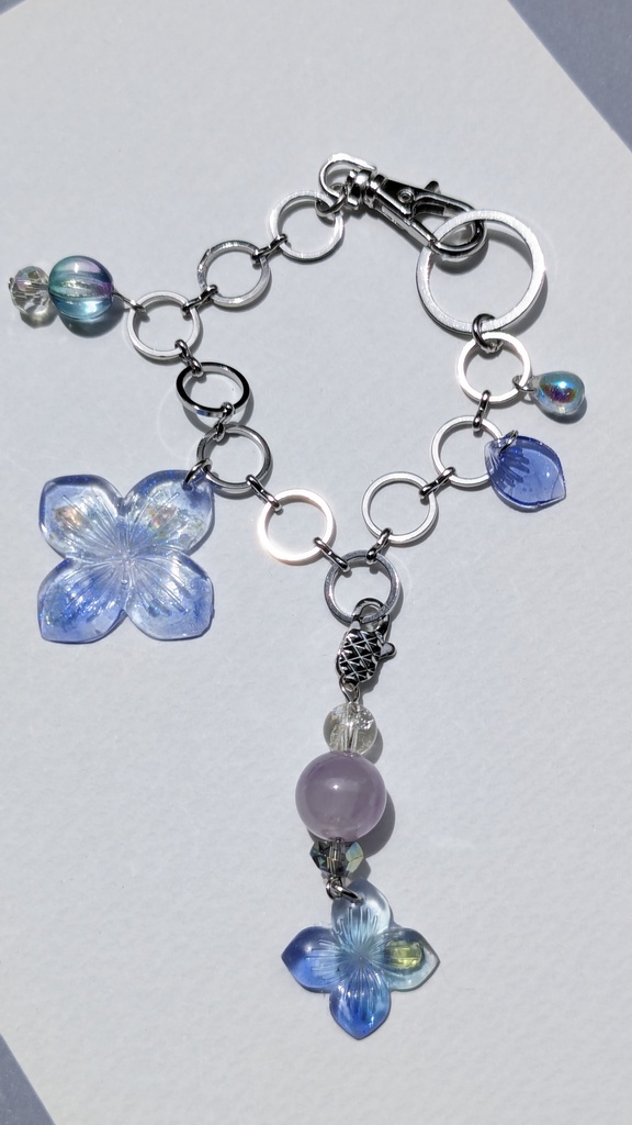 バッグチャーム・ペンダントトップ 四葩~涼風