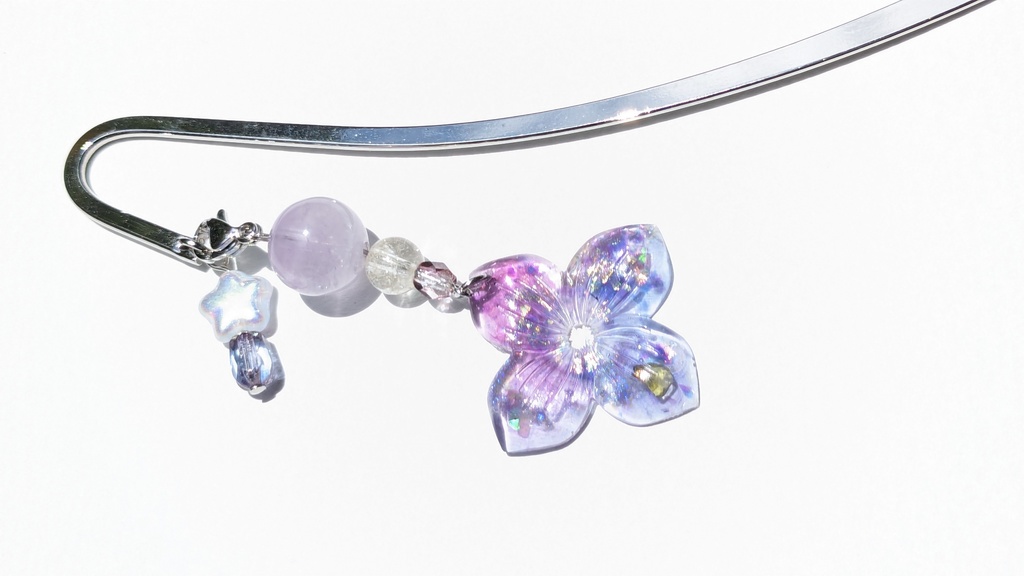 レジンチャーム付き栞 四葩~星しるべ