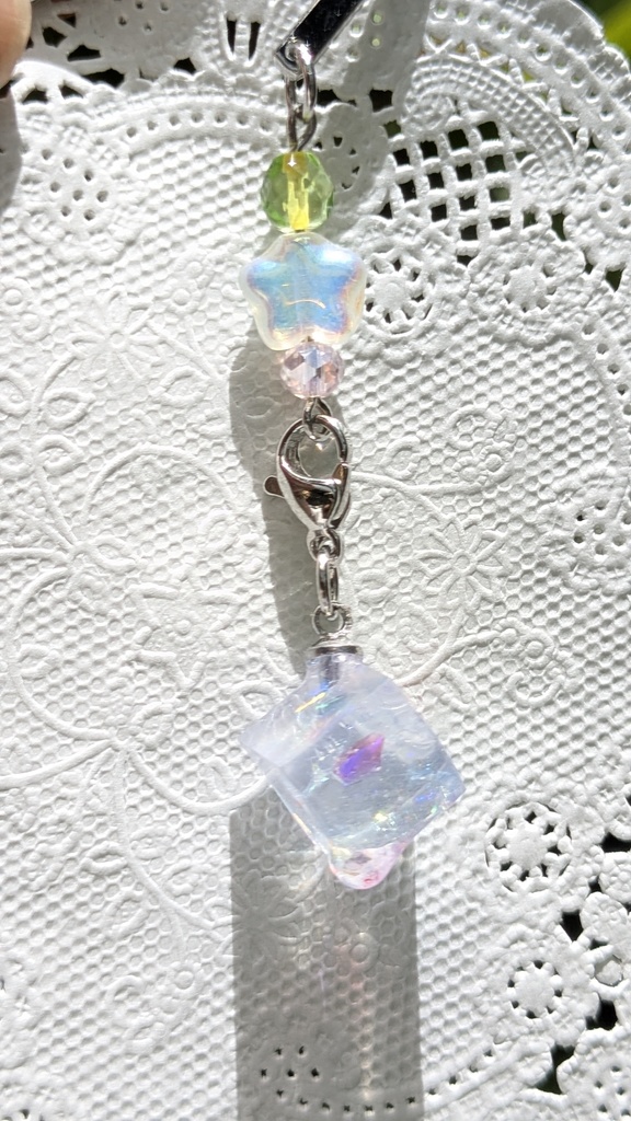 レジンチャーム付き栞 ice~星しるべ