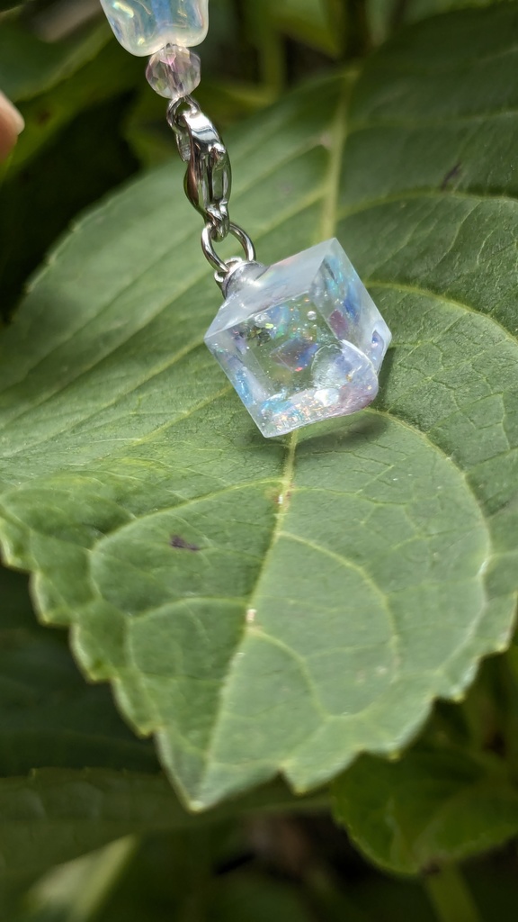 レジンチャーム付き栞 ice~星しるべ