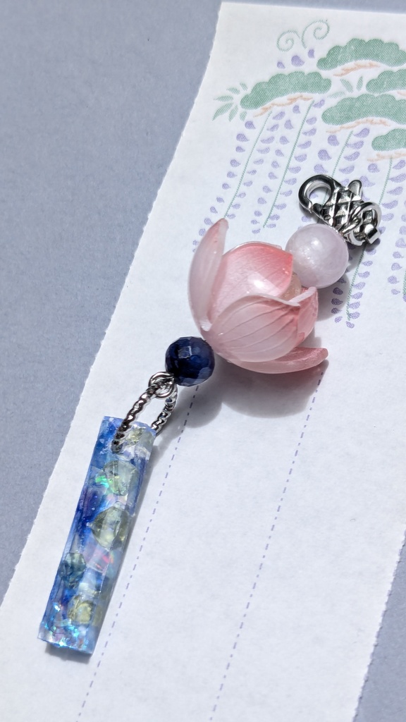 ペンダントトップ 蓮~蒼玉