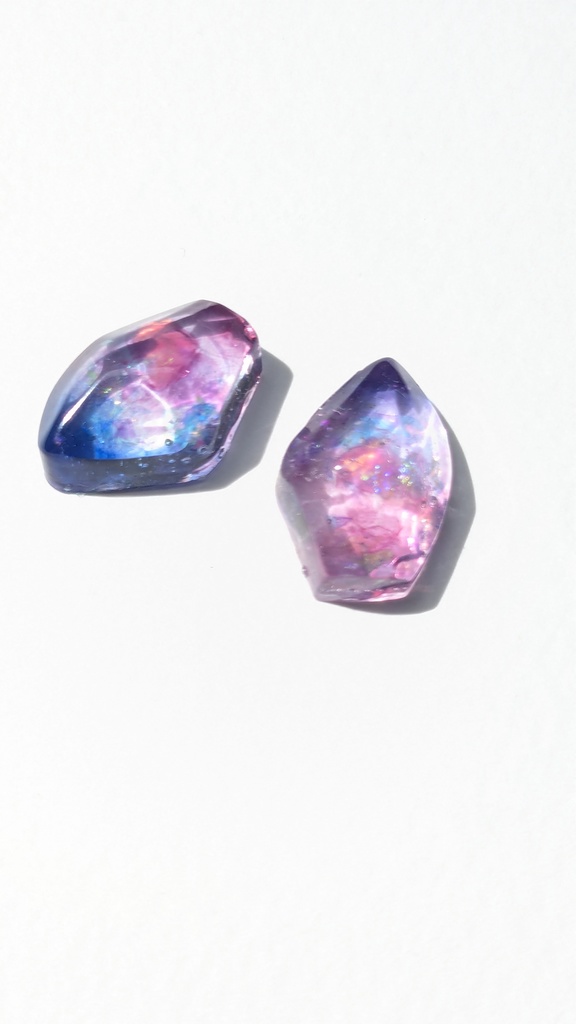 レジン耳飾り 薔薇の雫