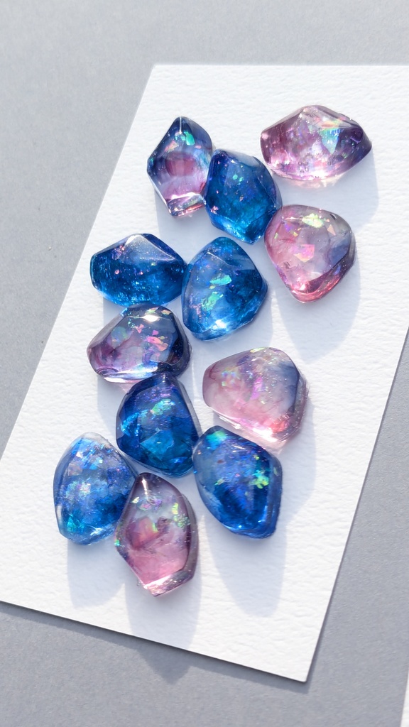 レジン耳飾り 薔薇の雫