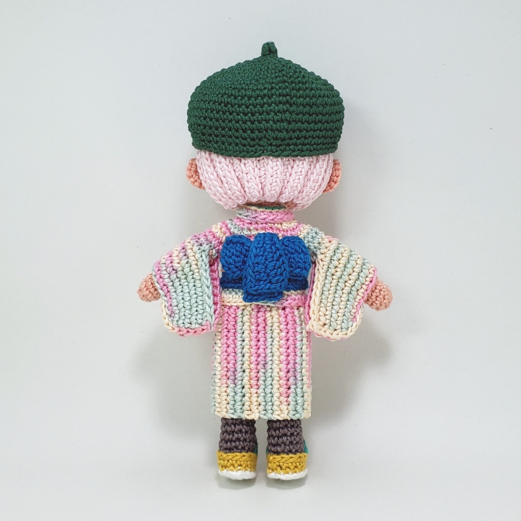 あみぐるみ 着物×どんぐり帽子