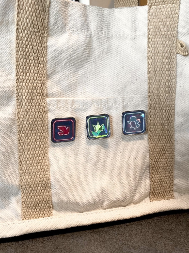 Neon Village オリジナルスクエアピンズ(全9種)