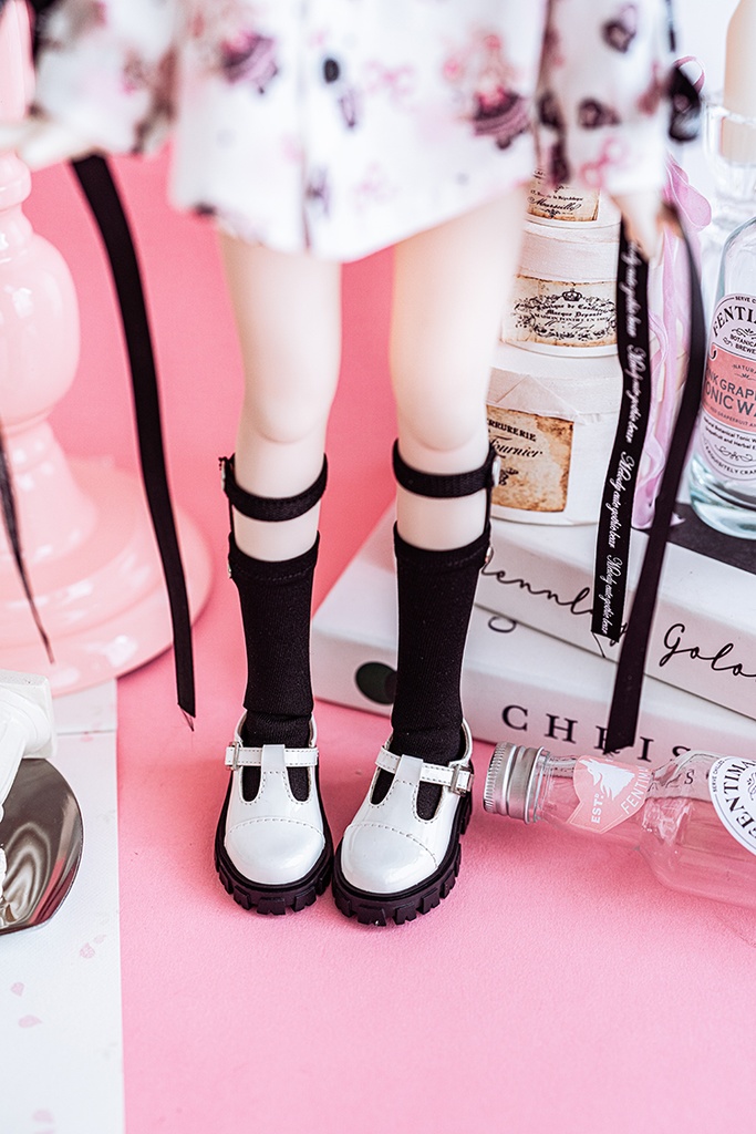 【SDM/MDD】Tストラップ シューズ