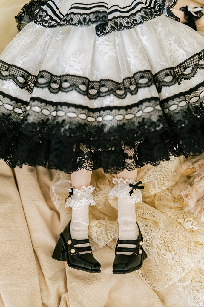 Holy Luna 2.0 ソックス