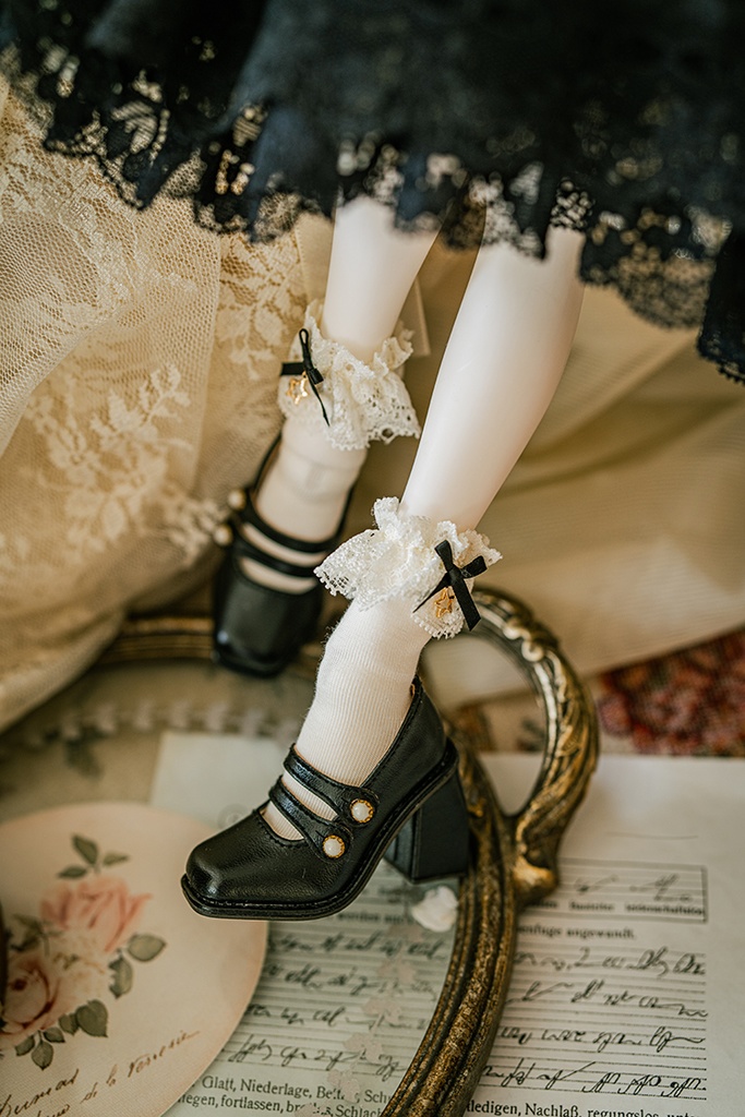 Holy Luna 2.0 ソックス