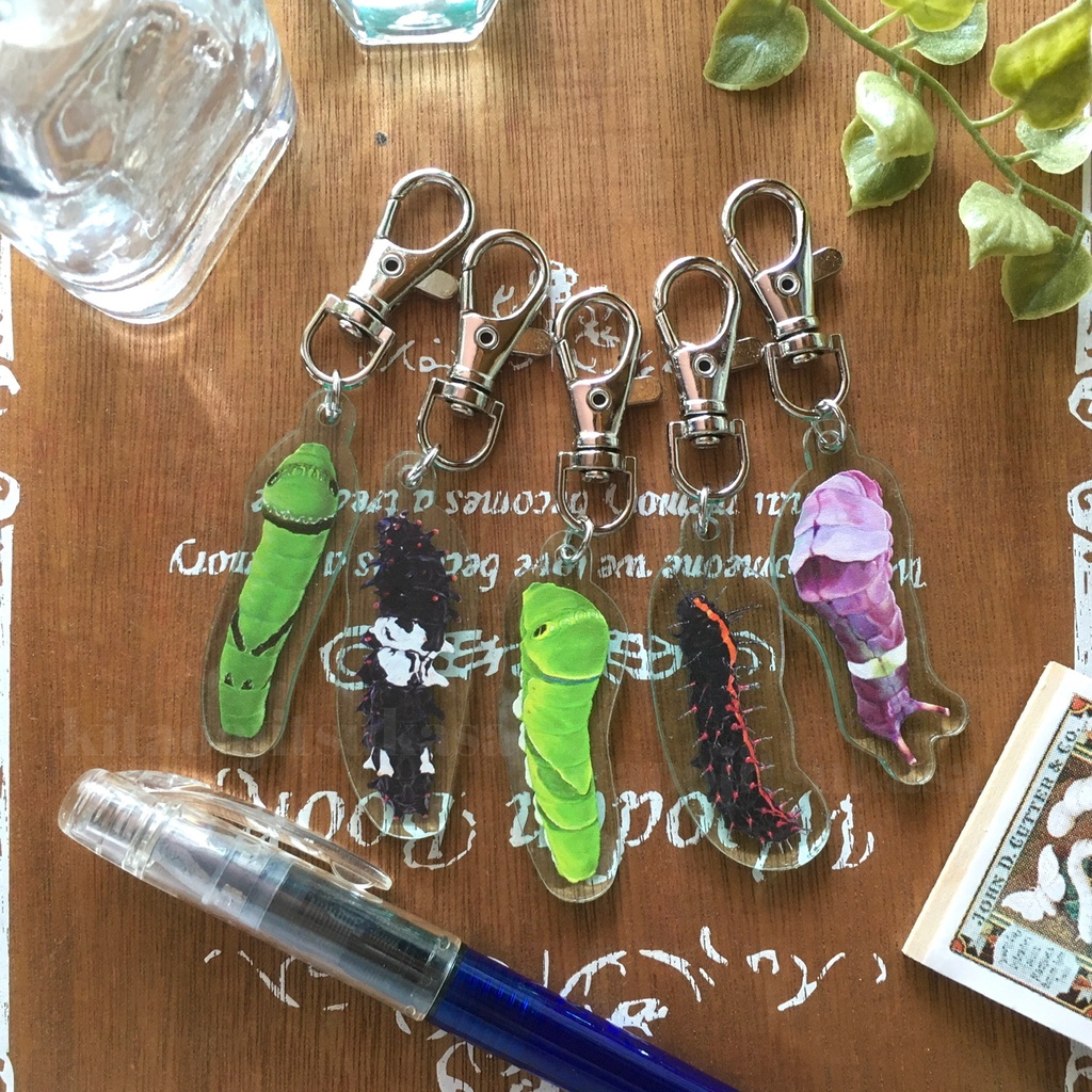 いもむしアクリルキーホルダー