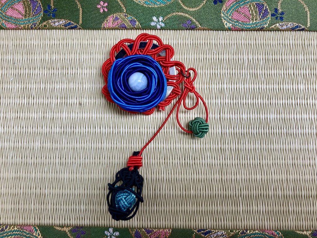 【水引ブローチ】モグライメージ