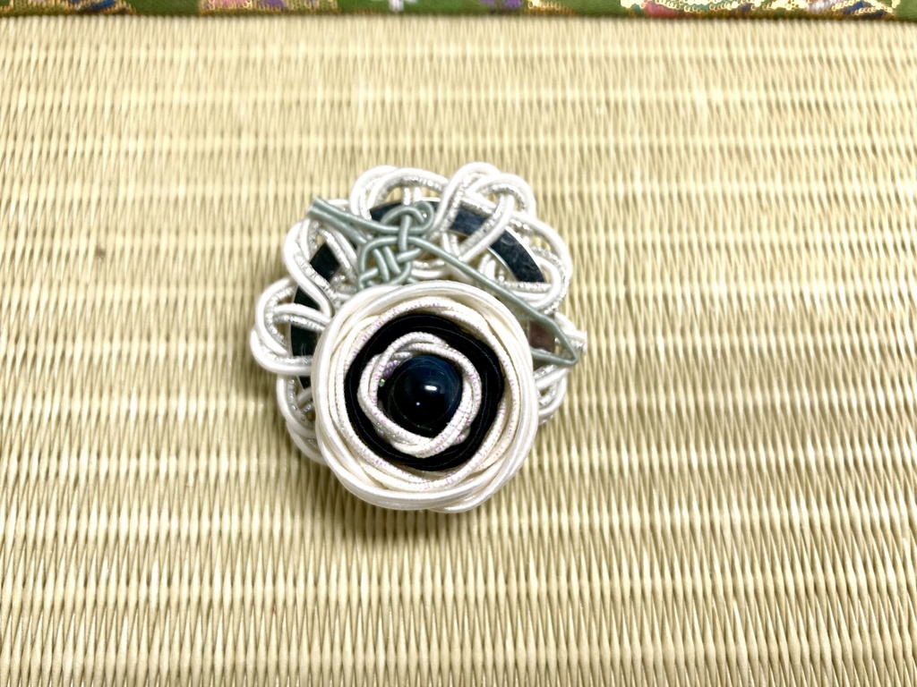 【水引ブローチ】厄病神イメージ