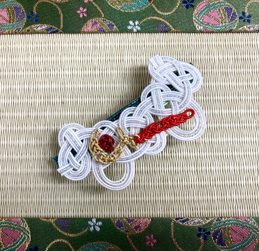 【水引バレッタ】フリーレンイメージ