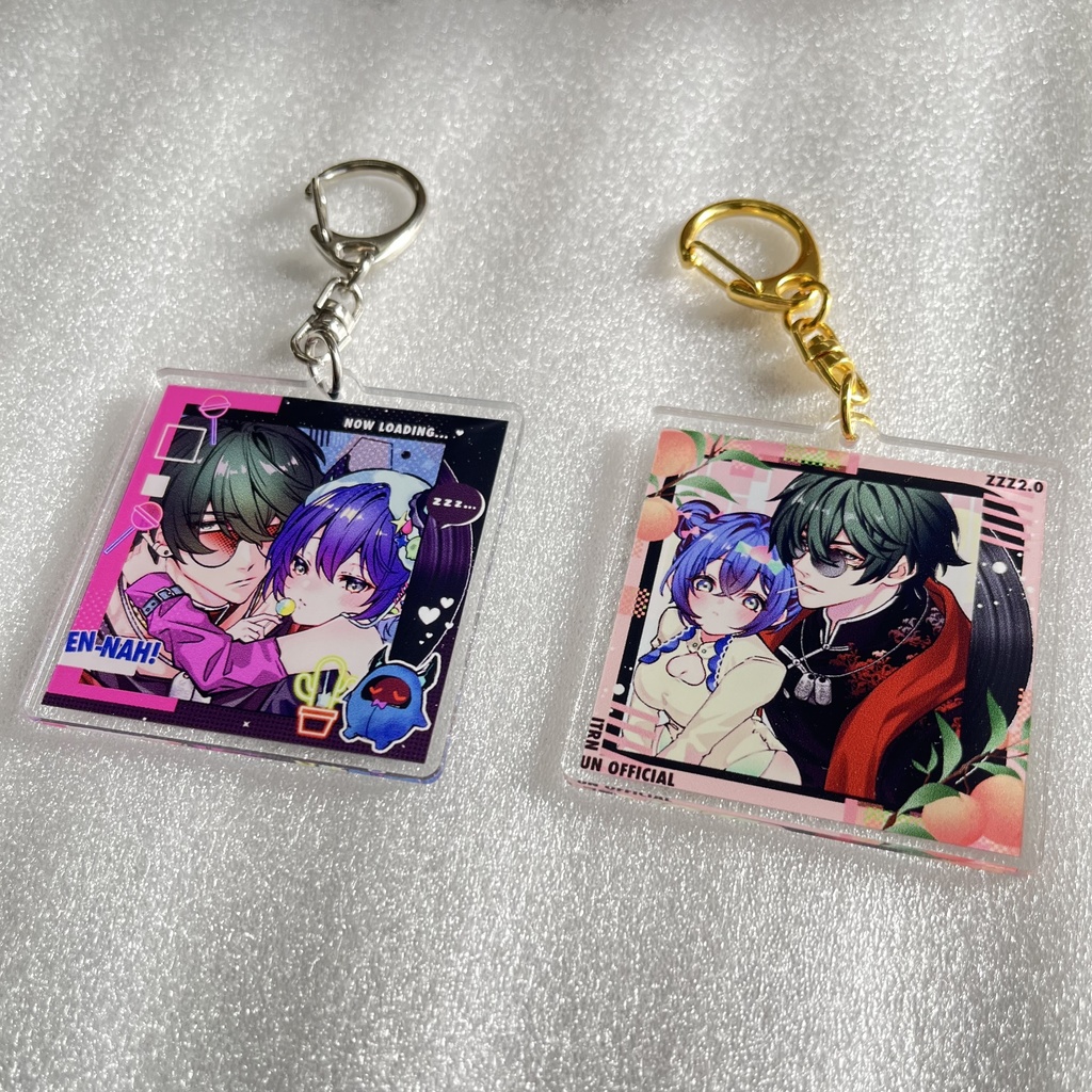 【イトリン】キービジュアルアクキー