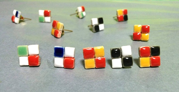 国旗カラータイルピアス