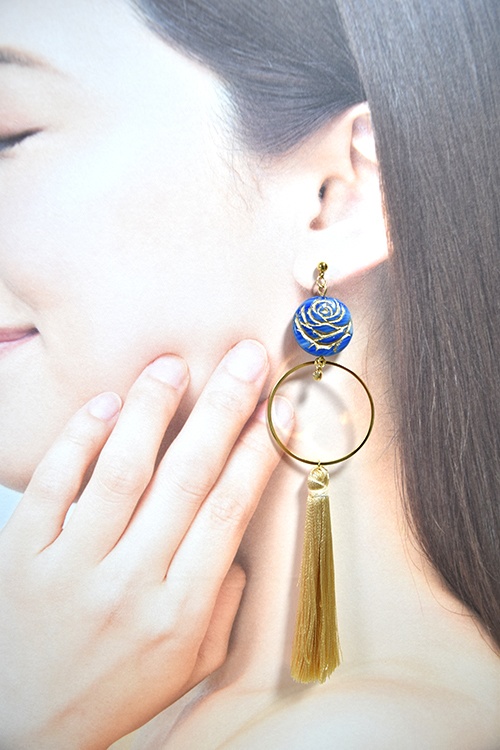 《仏》バラは美しく…