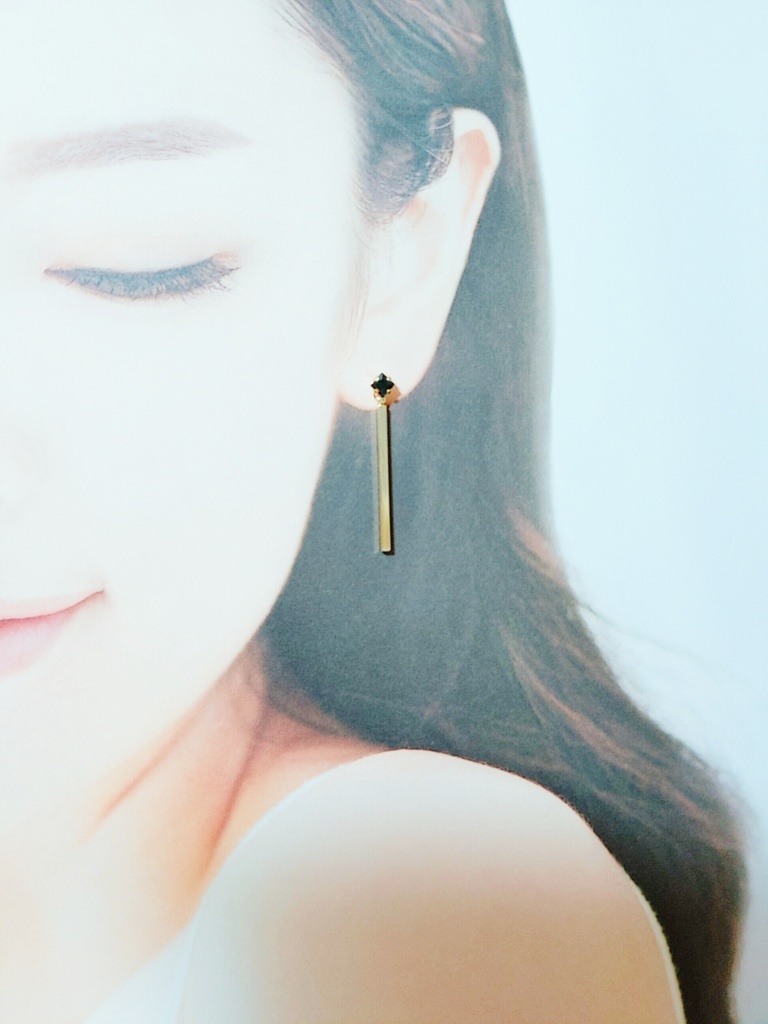 《英》ロンドンブルーピアス