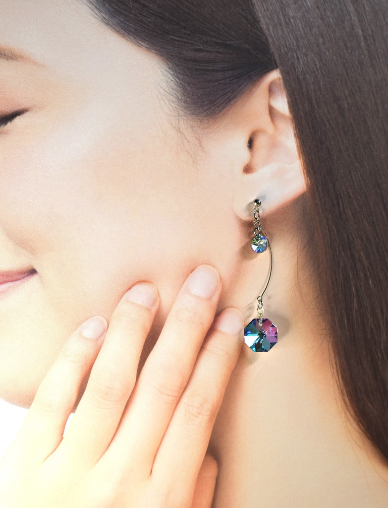 サンキャッチャーピアス