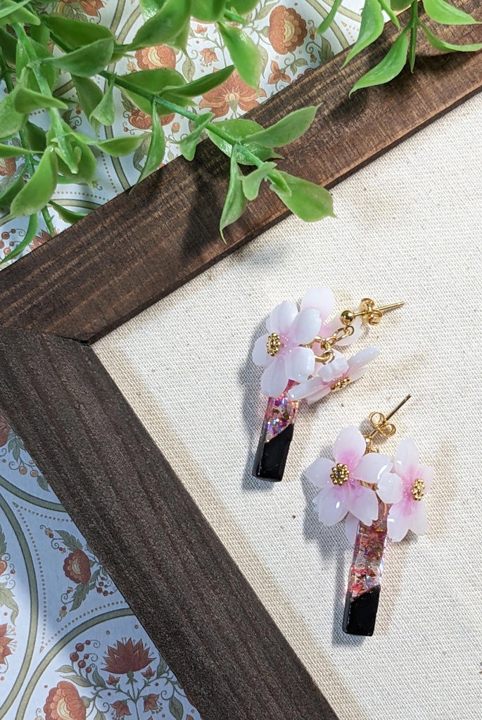 《日》桜ピアス