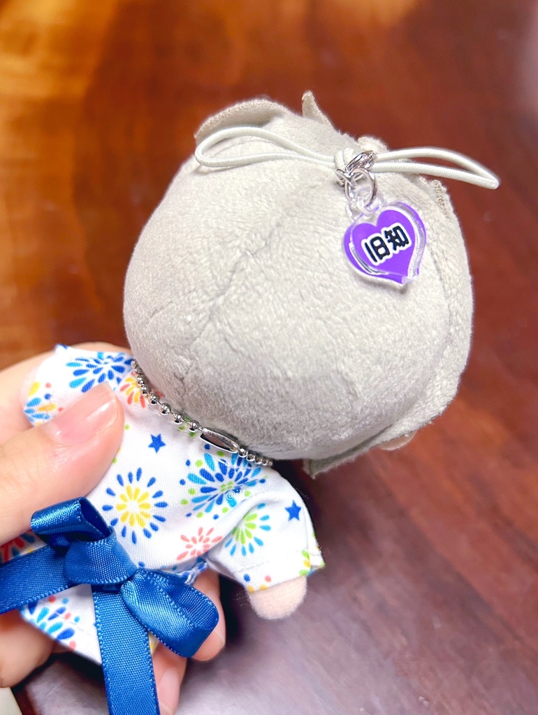 ぬいにも使える旧知アクリルキーホルダー