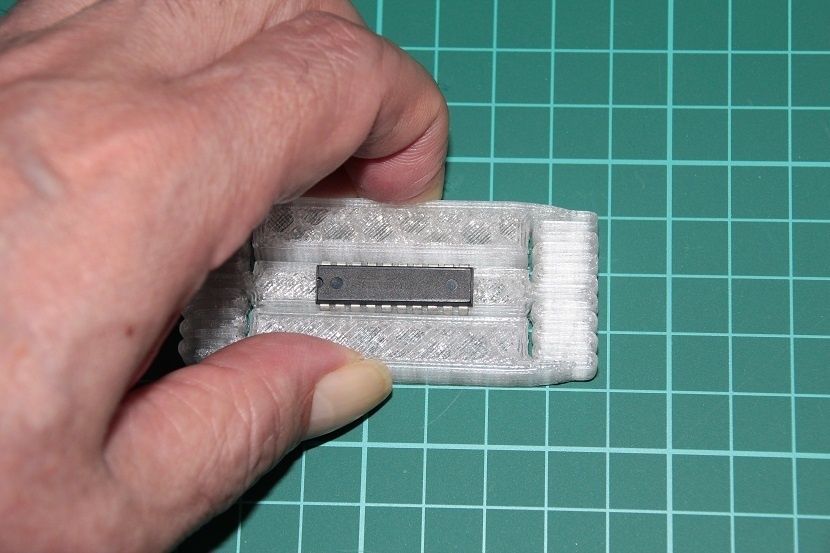 ICピンフォーミングツール