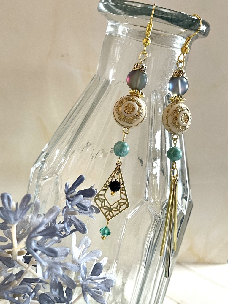 【非公式】甲斐田晴 戦闘衣装モチーフピアス