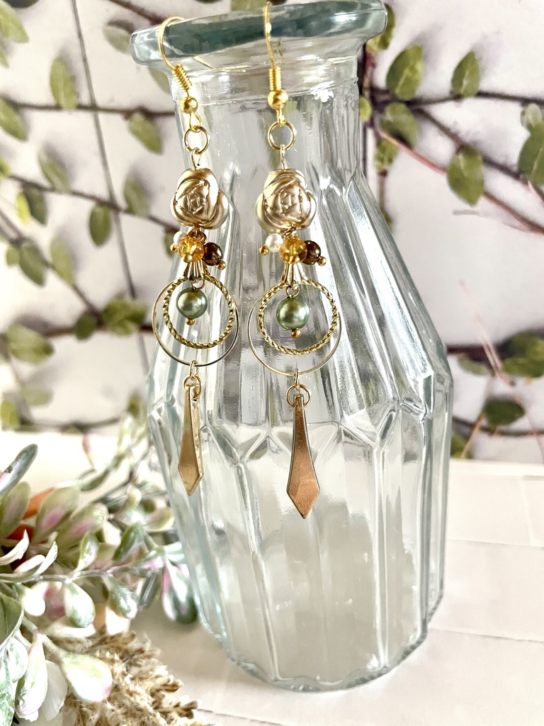 【非公式】オリバー・エバンス モチーフピアス