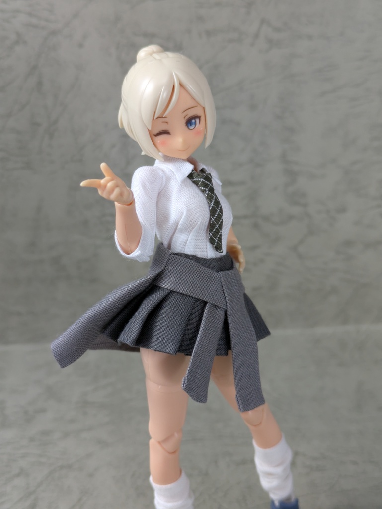 スクールガール2.1 グレー