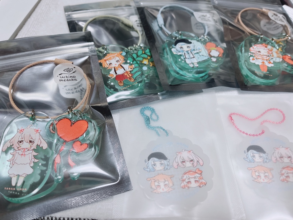 メダカちゃん3連アクリルキーホルダー