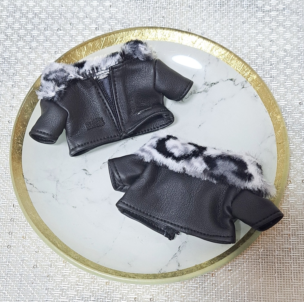 【13cm】ファー襟レザージャケット