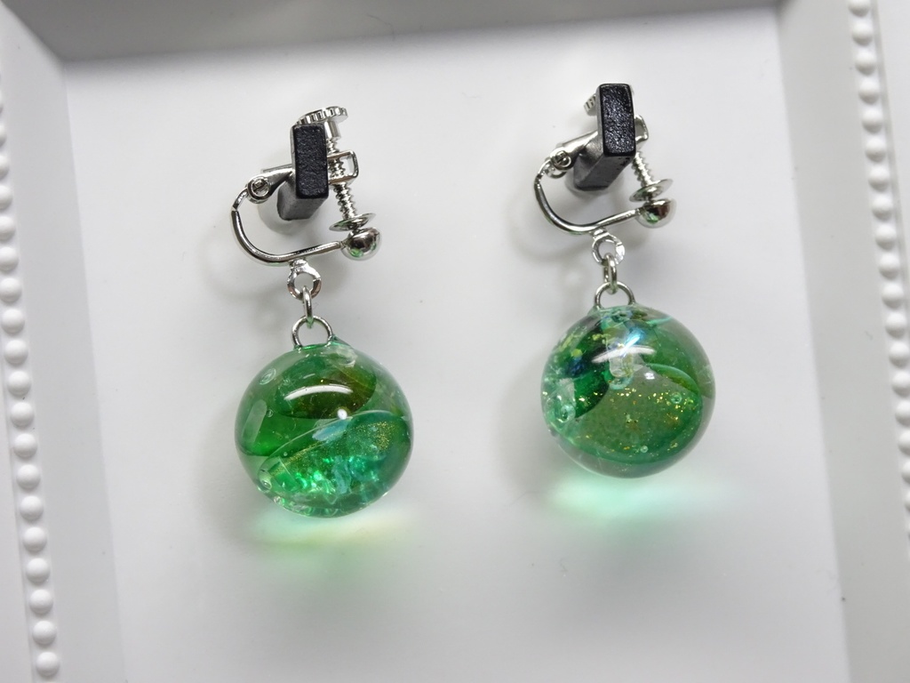 イヤリング　緑ー２