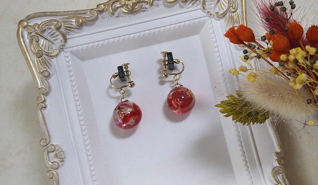 イヤリング　赤ー２