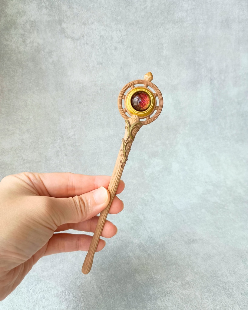 角度によって魔石の色が変わる✨不思議な魔法の杖【はじまりの杖】