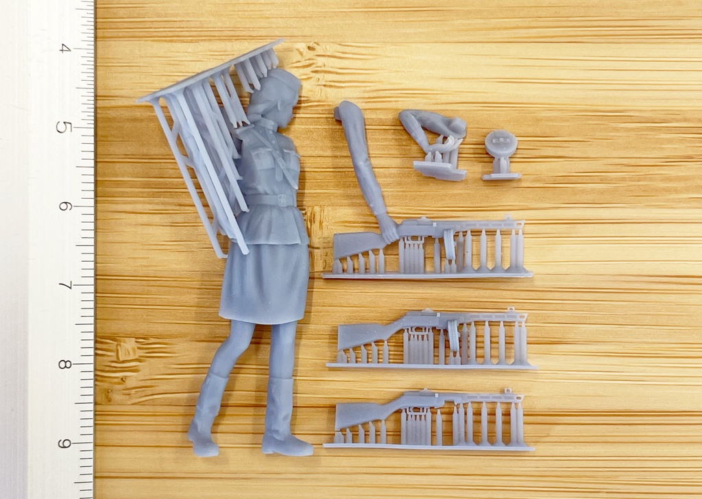 1/35 Gimnasterka Елена