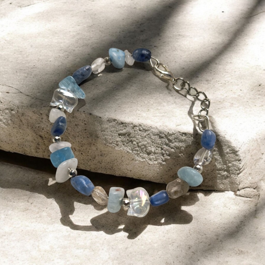 ハンドメイドブレスレット