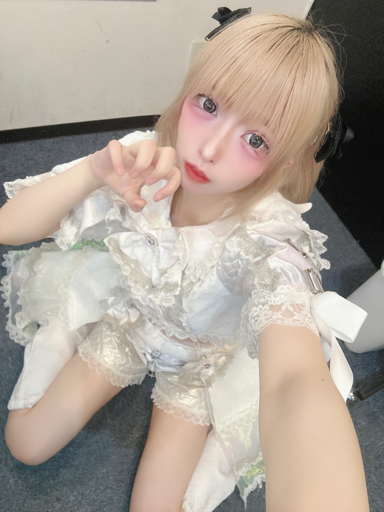 ウルフビキニ🐺ねるるん㊙️㊙️