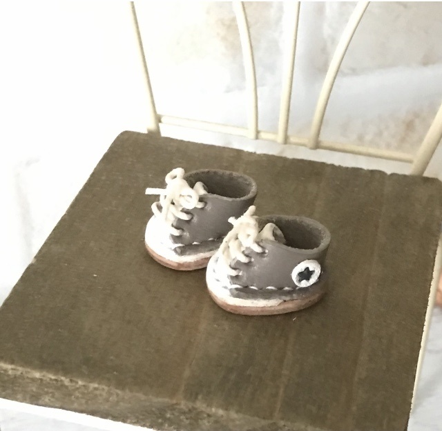 ねんどろいどどーるサイズ スニーカー