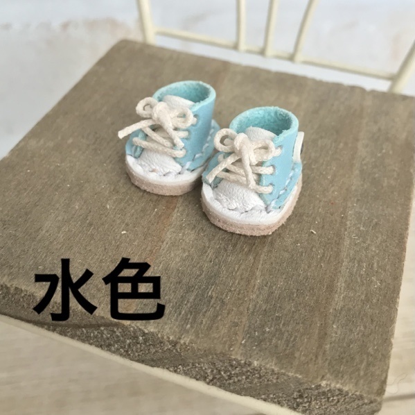 ねんどろいどどーるサイズ スニーカー